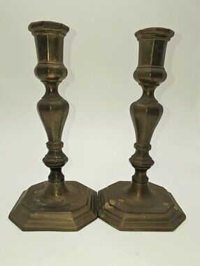 Vintage-Style Brass Candlestick Pair in Brass Finish